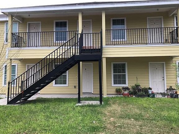 2nd image of 108 N Linares St