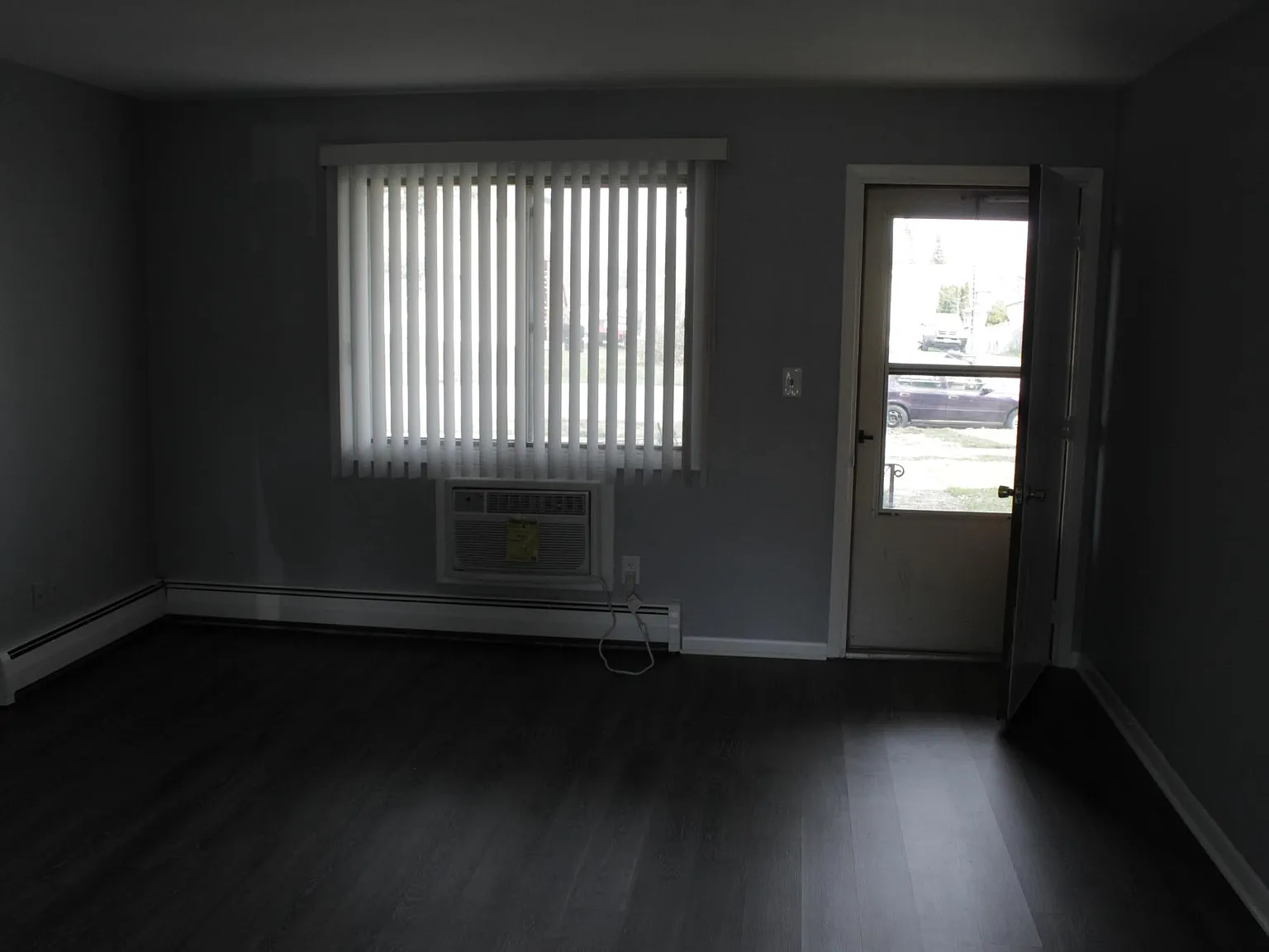 2 bed, 800 sqft, $1,295 — Photo 2