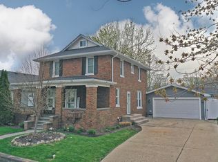513 Adams St, Ottawa, IL 61350