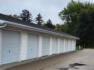 869 Main St #3, Brownsville, WI 53006