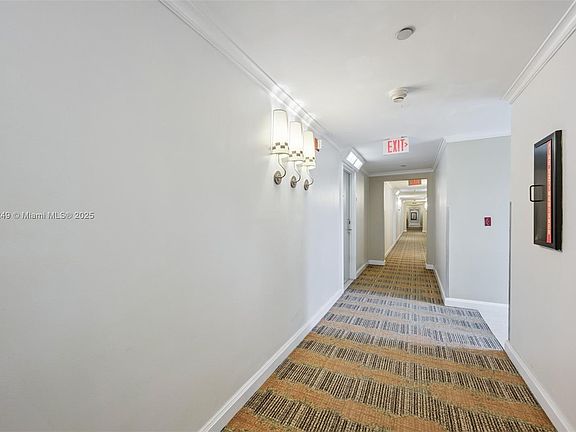 5th image of 2951 S Bayshore Dr #917