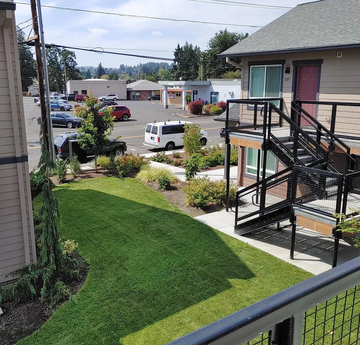 18th Street Apartments — Photo 3