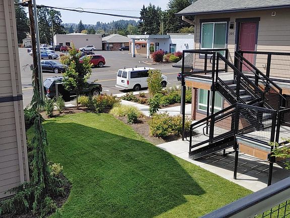18th Street Apartments Balcony View