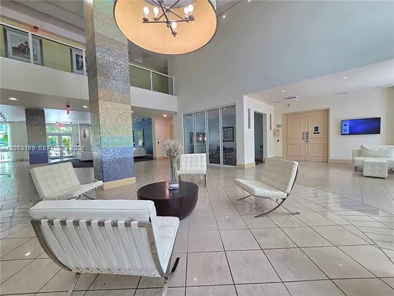 2000 N Bayshore Dr #CU-507 — Photo 26
