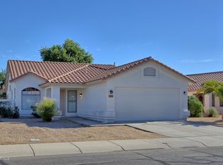 1322 W Swan Ct, Chandler, AZ 85286