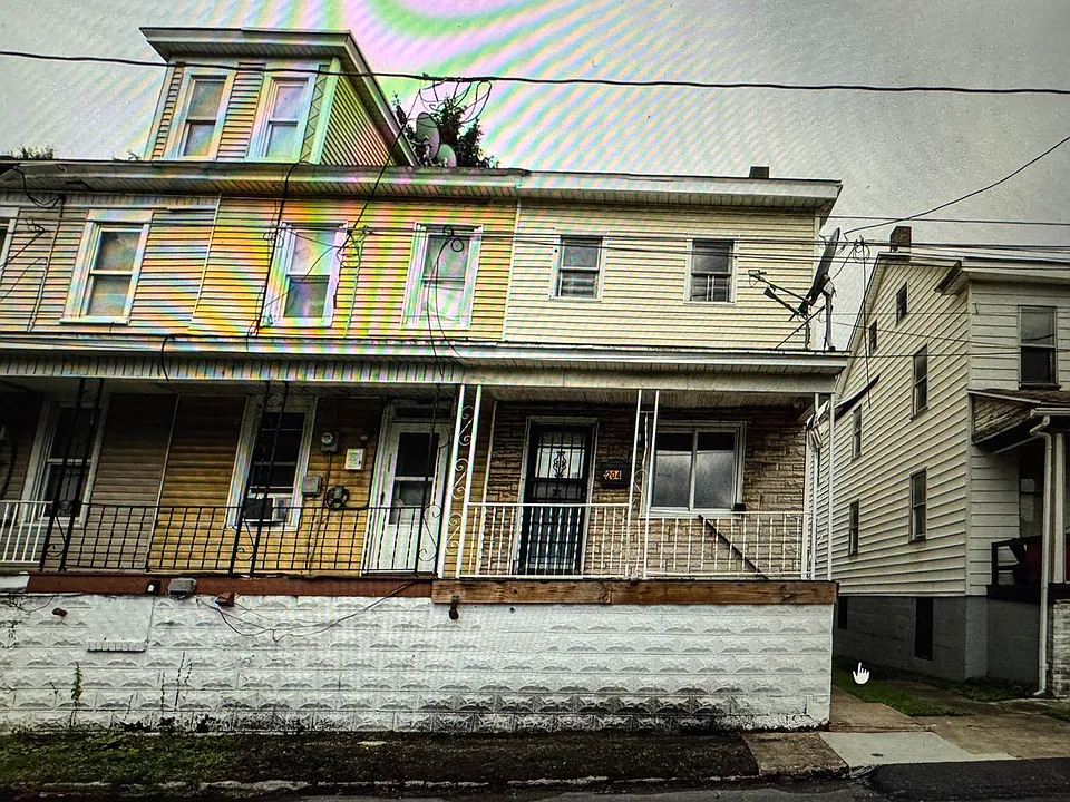 204 3rd St