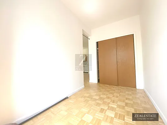 Rented by ZealEstate Group Inc | media 29