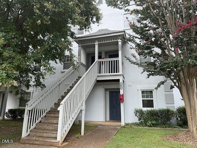 1st image of 2510 Avent Ferry Rd APT 102