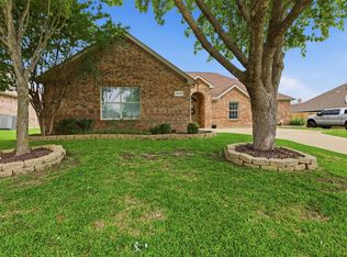 6413 Morning Dew Dr, Midlothian, TX 76065