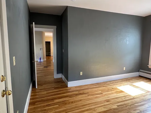 641 Sabattus St #2, Lewiston, ME 04240