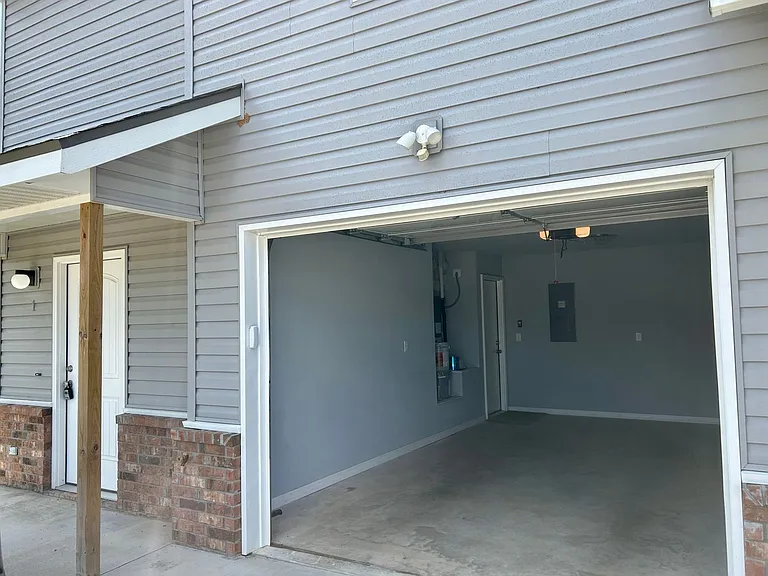 624 N 6th St #2 — Photo 31