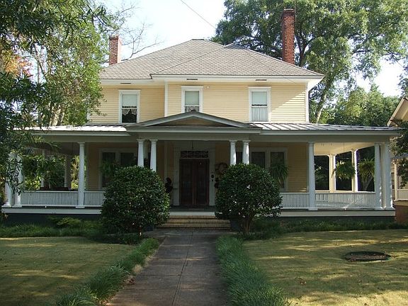 4th image of 245 W Hampton Ave