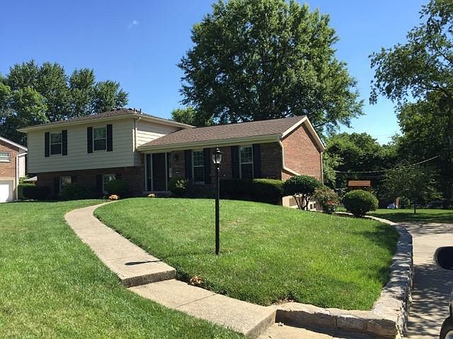1st image of 8200 N Dilcrest Cir