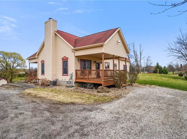 2040 Swartz Rd, Mogadore, OH 44260