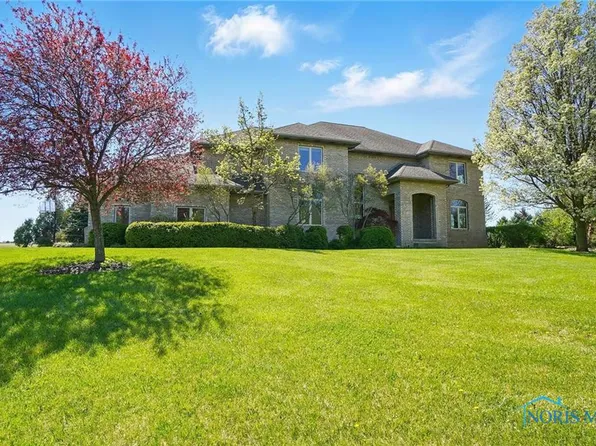 14100 S River Rd, Pemberville, OH 43450