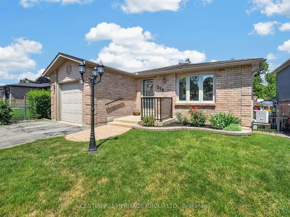 226 Lillian Cres, Barrie, ON L4N 5Y8
