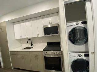 311 W 21st St #GE, New York, NY 10011