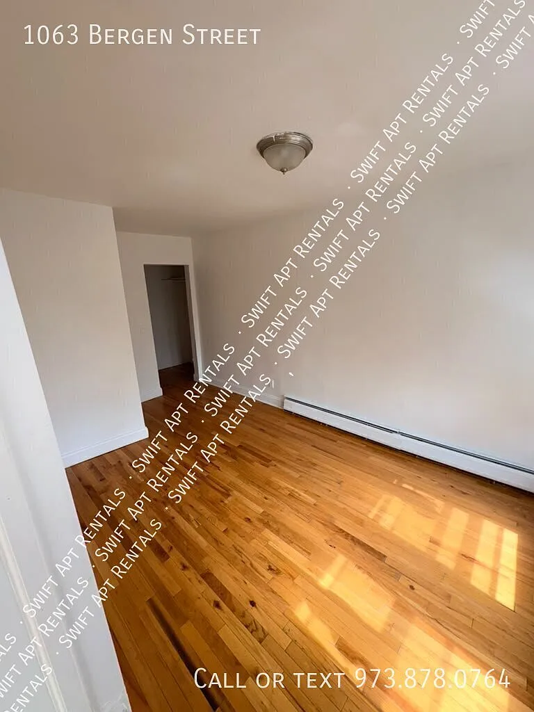 Bergen Newark, NJ 2 bedroom Price 1800 — Photo 3