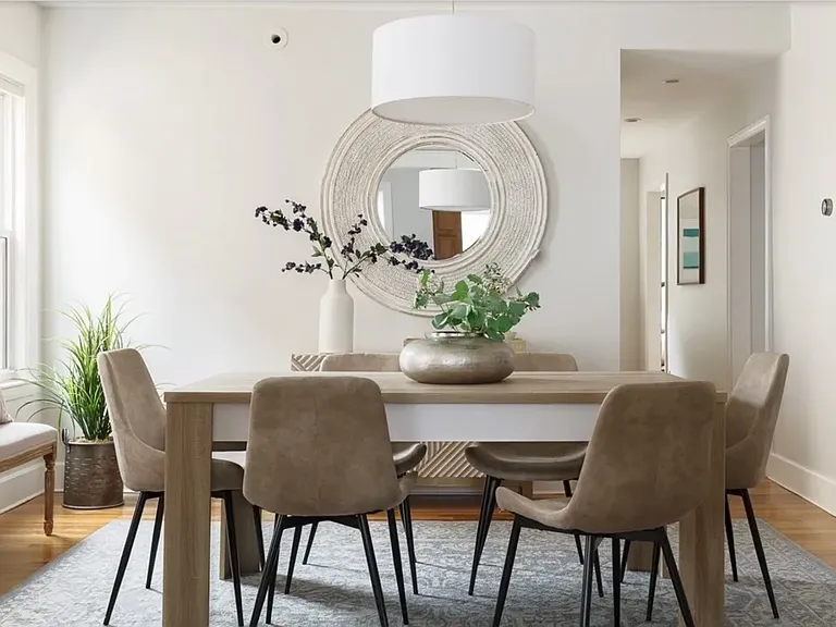 51 Lowell St — Photo 6