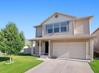 2102 E Eagle Crest Way, Eagle Mountain, UT 84005