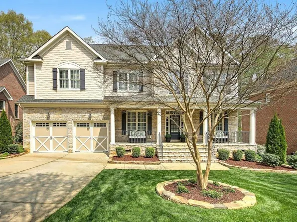 333 Flatrock Ln, Holly Springs, NC 27540