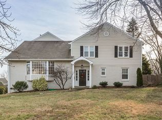 5610 Oldchester Rd, Bethesda, MD 20814