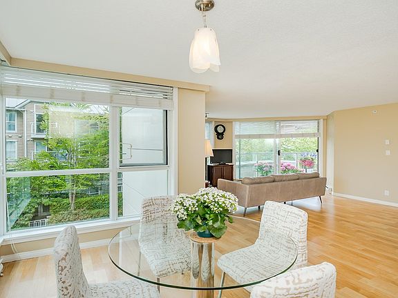 4th image of 5860 Dover Cres #301