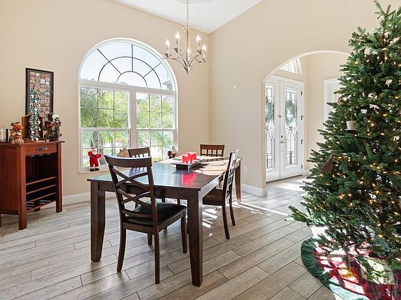 5th image of 50 Creekside Dr