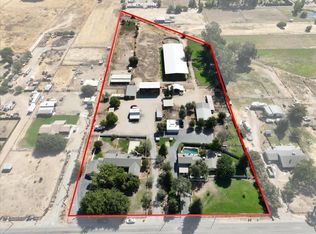 2176 N Bethel Ave, Sanger, CA 93657