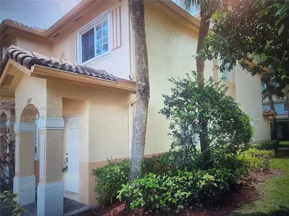 2685 SW 83rd Ter #104, Hollywood, FL 33025