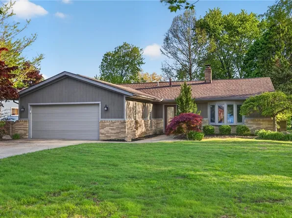 9581 Tamarin Ct, Mentor, OH 44060