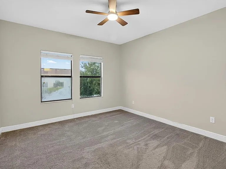 1389 Heritage Landings Dr — Photo 69