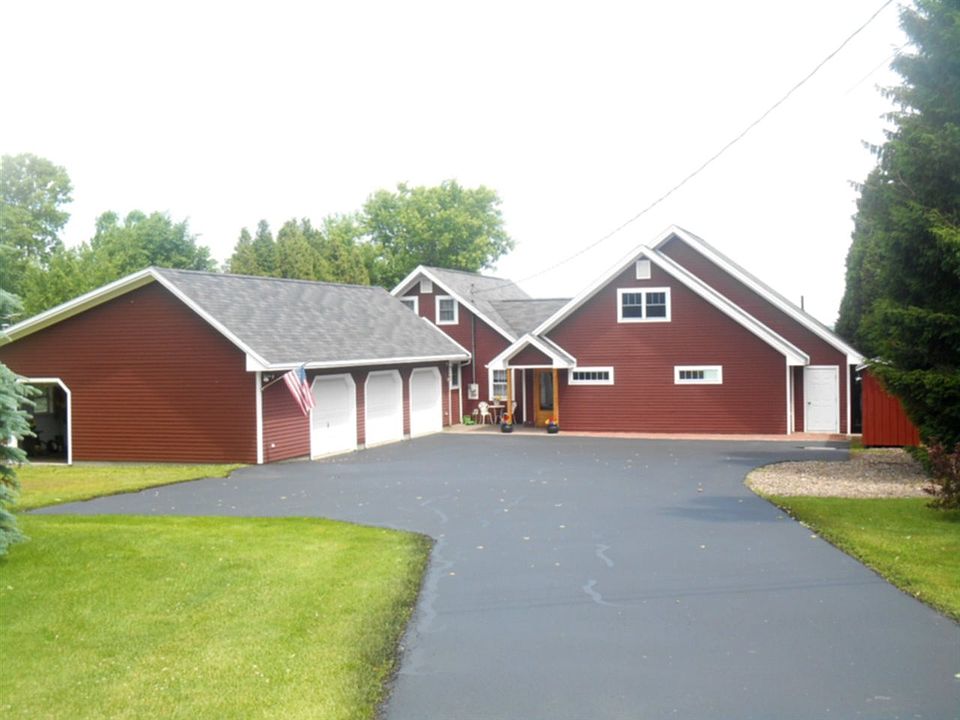 1st image of 56 River Dr