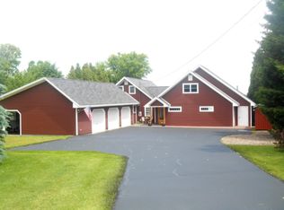 56 River Dr, Massena, NY 13662