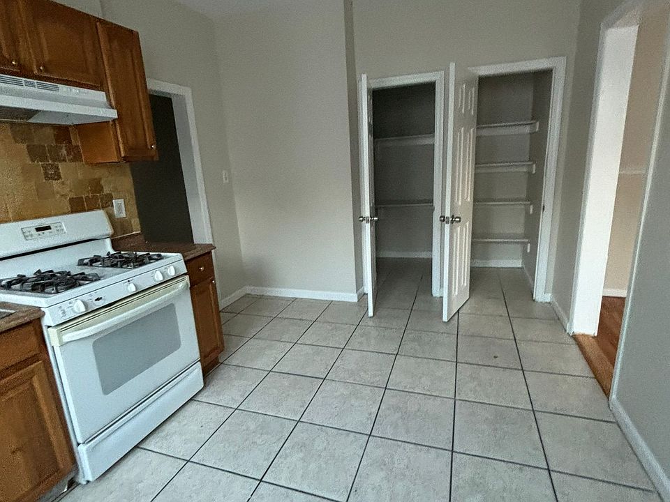 1st image of 184 Norwood St APT 1L