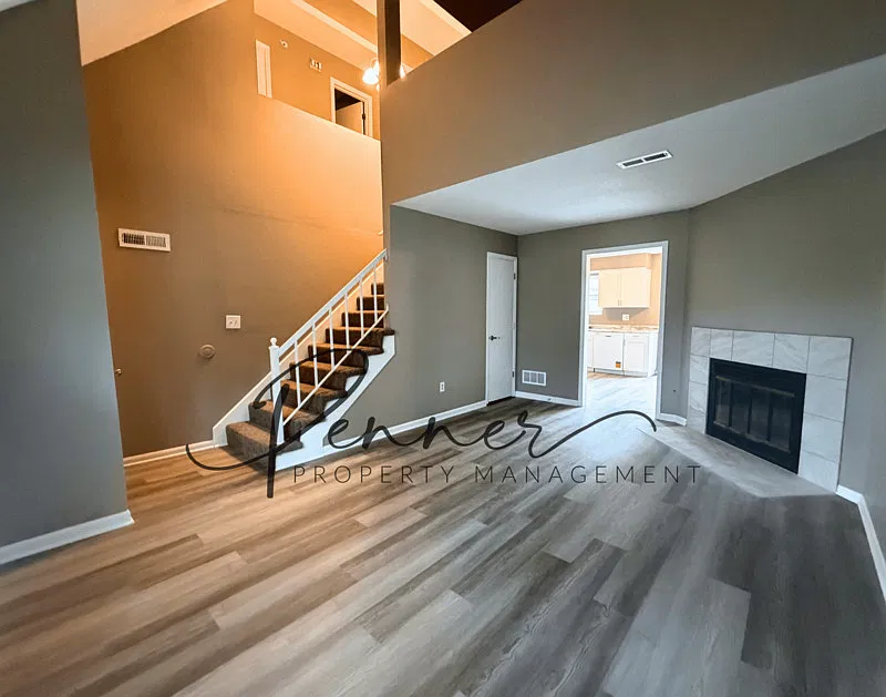 2 bed, 1.5 bath, 1330 sqft, $1,395 — Photo 2