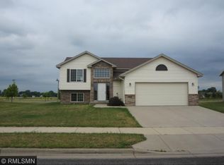 6617 Black Spruce St, Saint Cloud, MN 56303