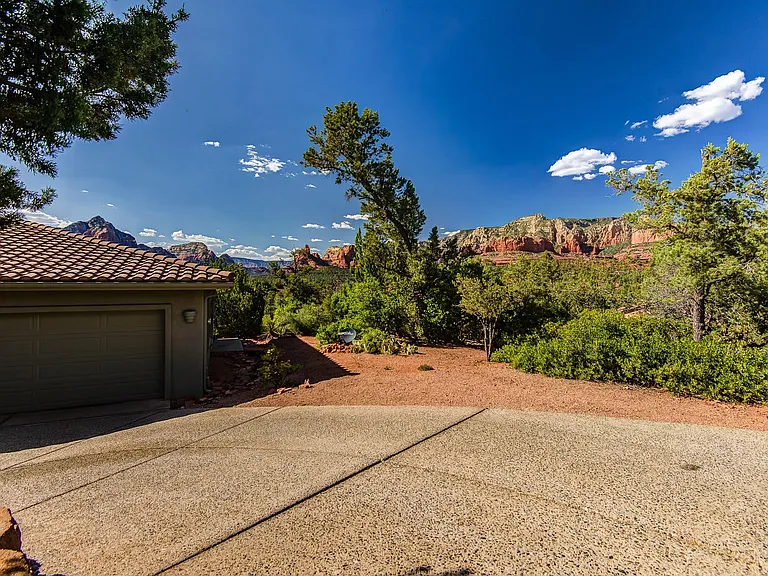 65 Kashmir Rd — Photo 49