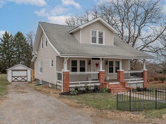 4th image of 208 Alleghany St