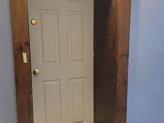 5th image of 125 1/2 N Minnesota St