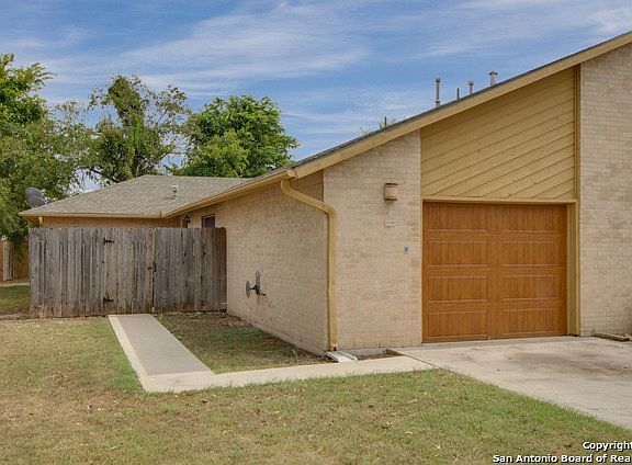 2nd image of 540 Frostwood Dr