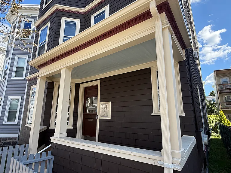 16 Raven St #3 — Photo 3