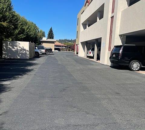 2nd image of 745 Farmers Ln #745