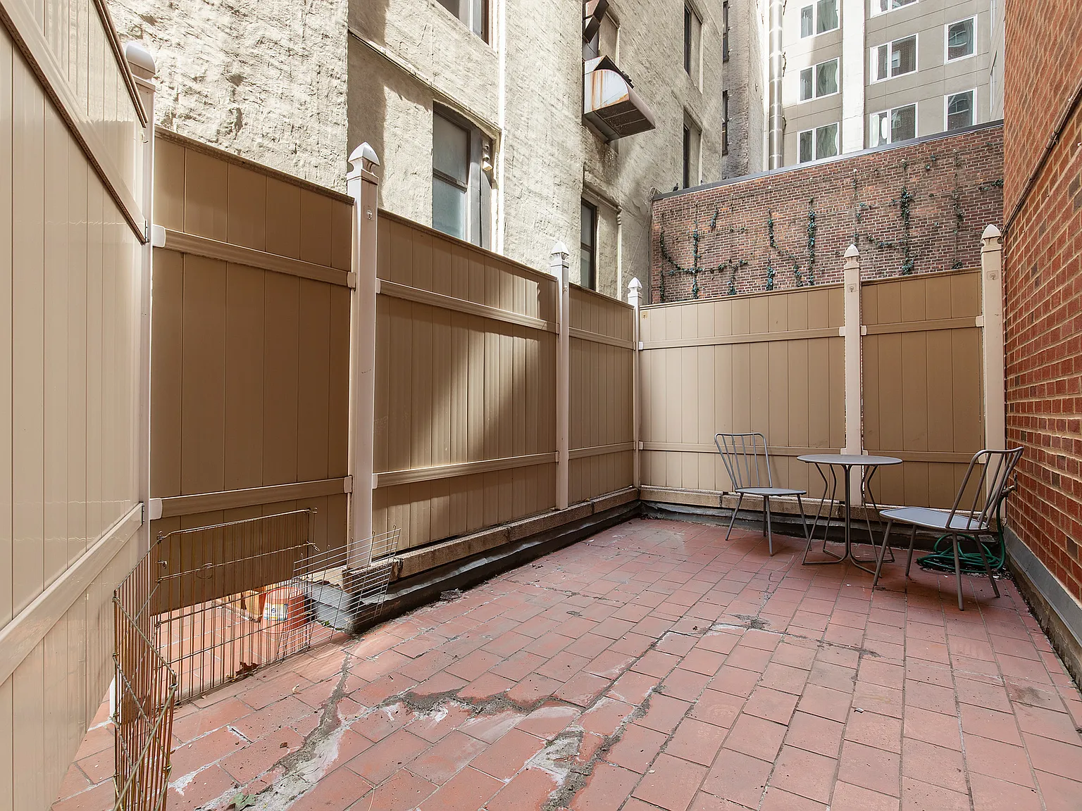 77 East 12th Street — Photo 4