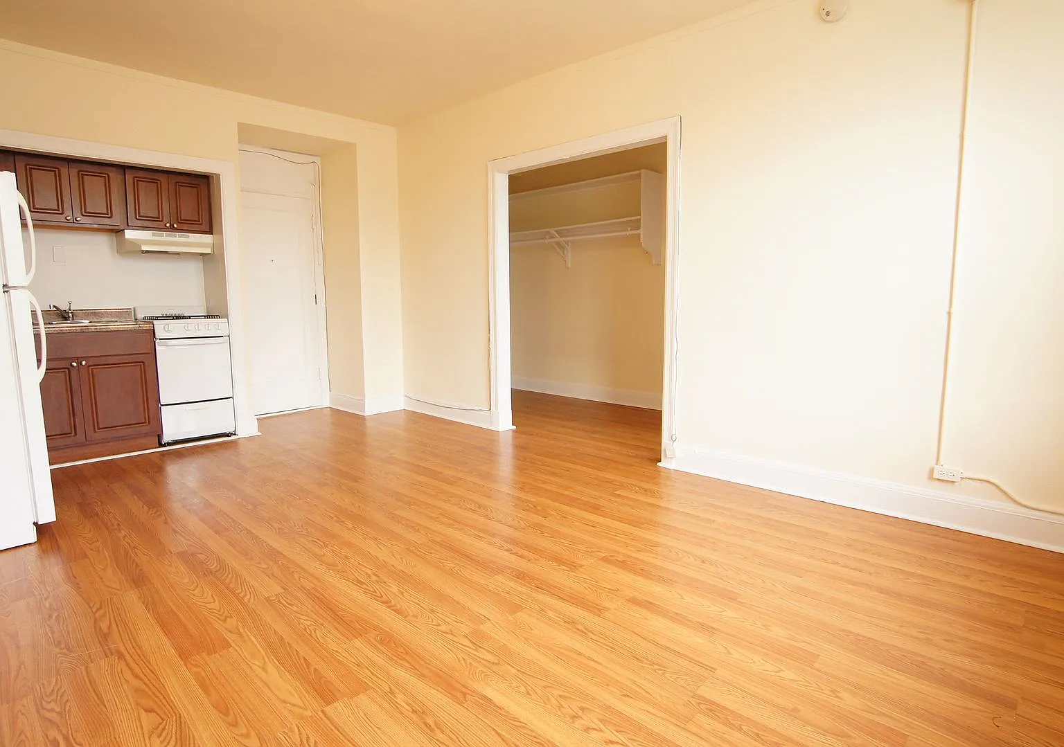 2779 Milwaukee LLC — Photo 2