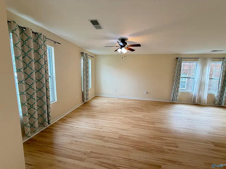 222 Ivyleaf Dr NW — Photo 3