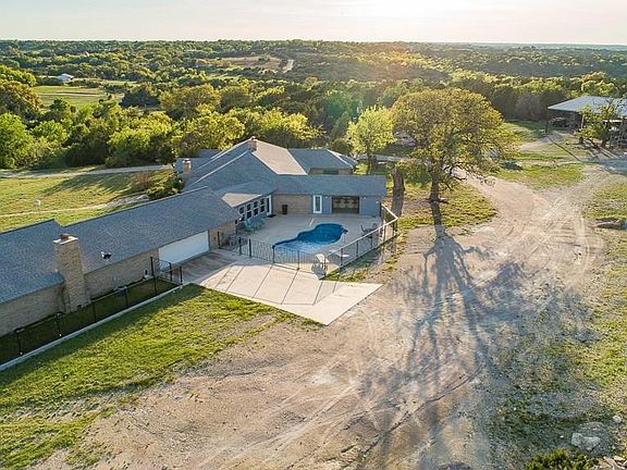 2nd image of 1692 County Road 513