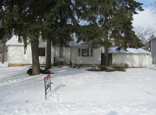 516 Laurel Ct, Round Lake Beach, IL