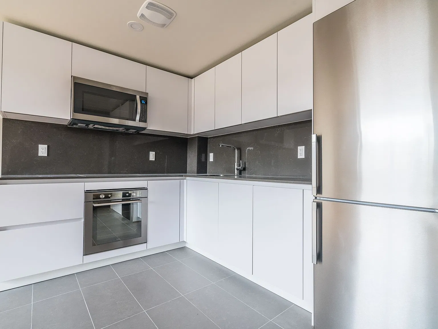 25 Eccleston Drive — Photo 3
