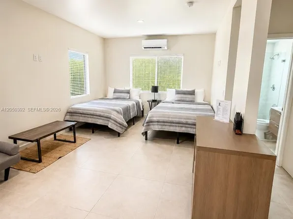 245 NE 33rd St, Miami, FL